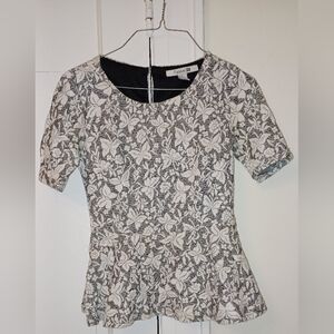 FOREVER 21- FLORAL/BUTTERFLY PEPLUM TOP